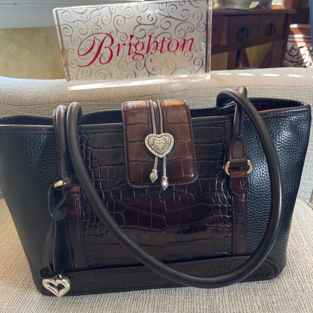 Brighton vintage brown embossed croc handbag with dustbag